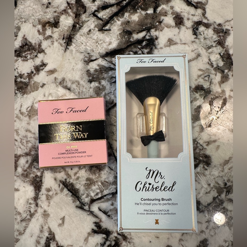Too Faced NEW Mr. Chisel brush and multi-use Cocoa Complexion powder
